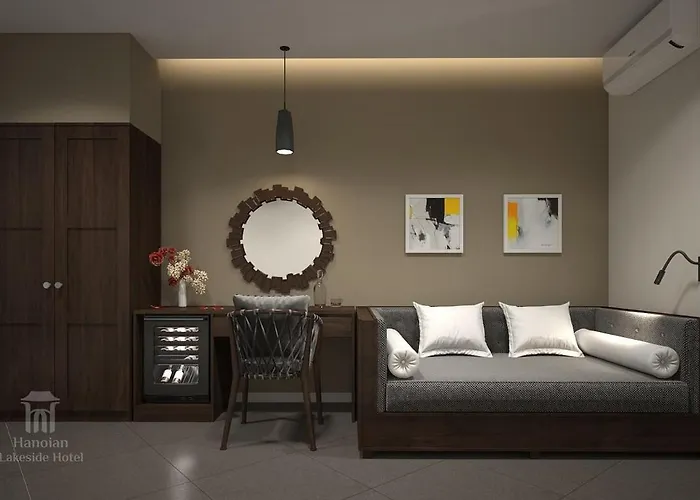 Lakeside Premium & Travel